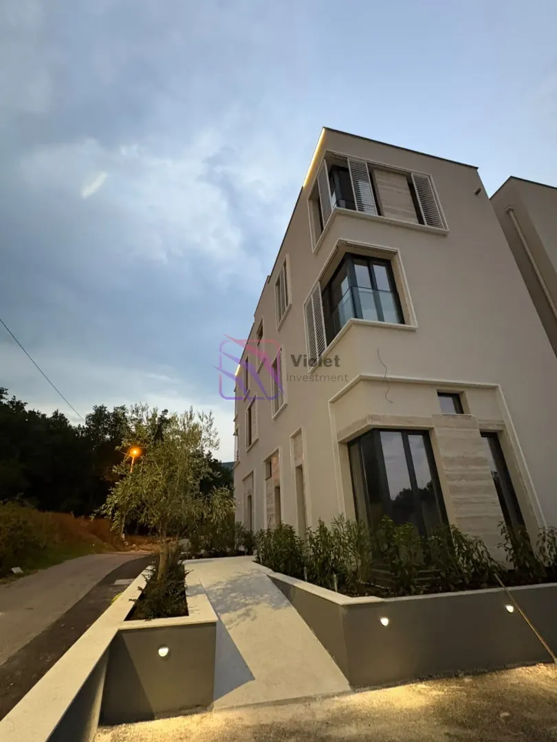 Prodaja, jednosoban stan, 35m², Mrčevac, Tivat