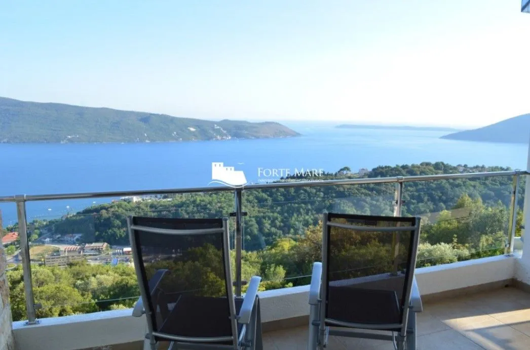 Prodaja, trosoban stan, 149m², Podi, Herceg Novi