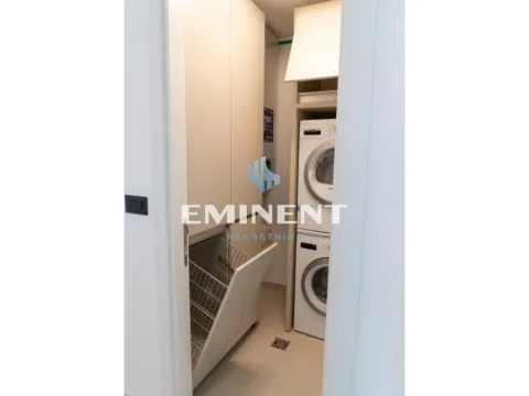 Prodaja, četvorosoban stan, 110m², Savski Venac, Beograd - image 17