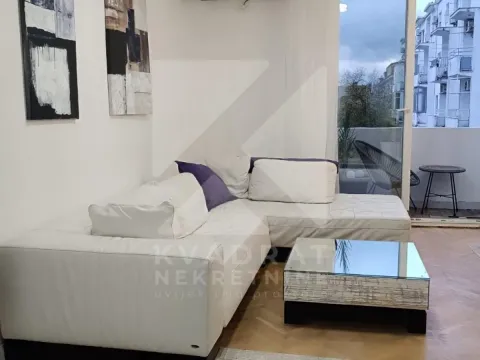 Izdavanje, dvosoban stan, 70m², Preko Morače, Podgorica - image 2