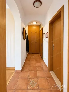 Prodaja, jednosoban stan, 46m², Stari Aerodrom, Podgorica - image 8