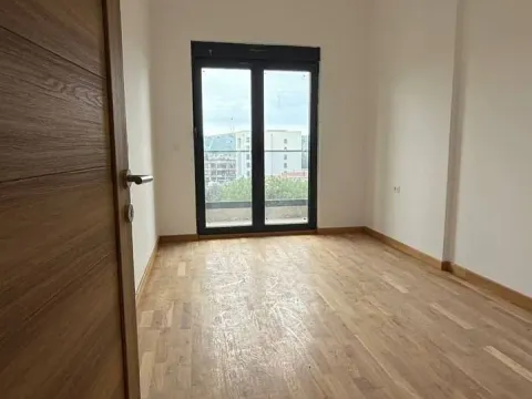 Sale, one bedroom apartment, 51m², Polje, Bar - image 2