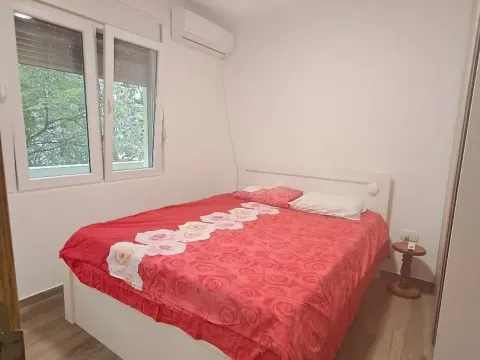 Rent, two bedroom apartment, 68m², Autobuska stanica, Podgorica - image 3