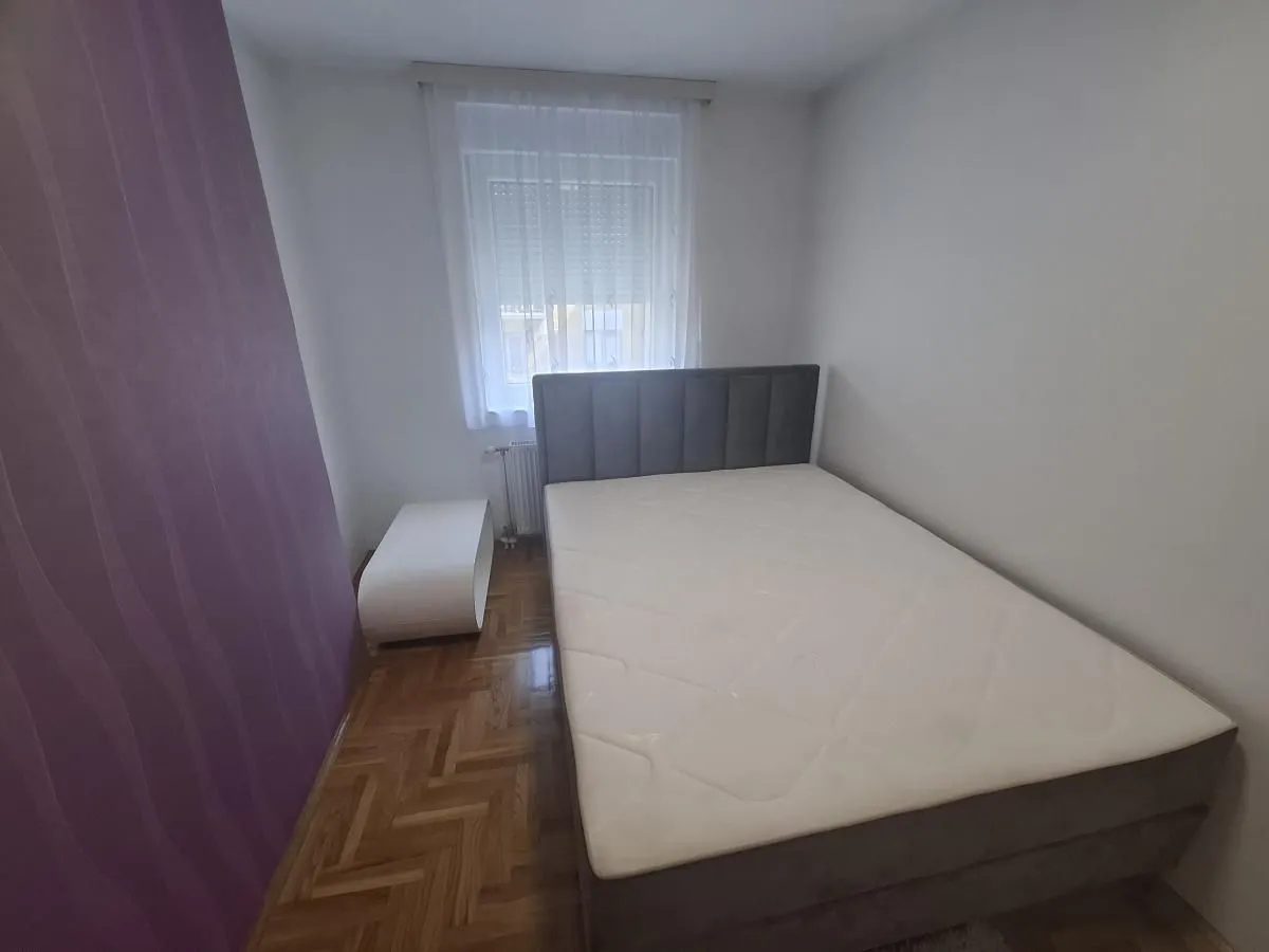 Izdavanje, dvosoban stan, 50m², Grbavica, Novi Sad Sve Podlokacije