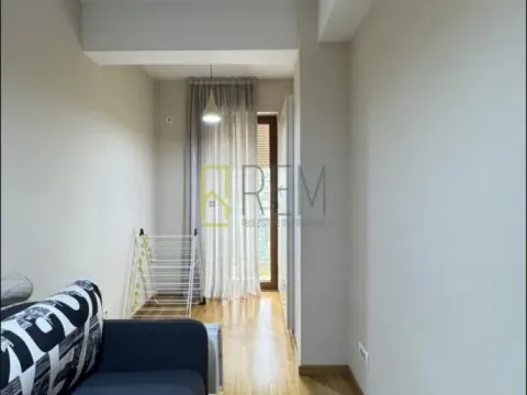 Izdavanje, trosoban stan, 90m², Preko Morače, Podgorica - image 3