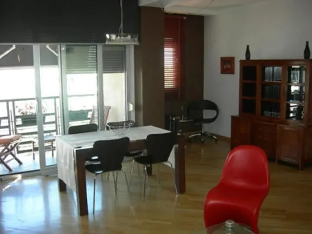 Izdavanje, trosoban stan, 84m², Vračar Hram, Vračar Sve Podlokacije