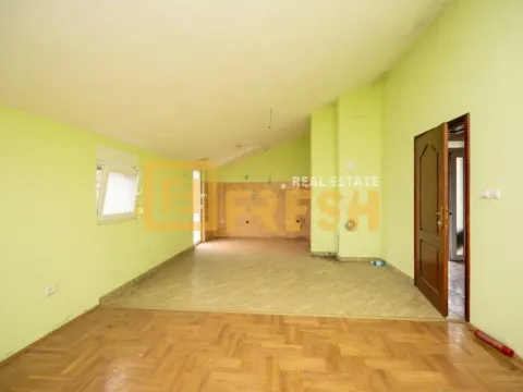 Sale, house, 204m², Rogami, Podgorica - image 3