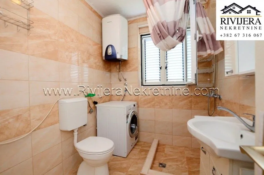 Prodaja, dvosoban stan, 66m², Centar, Herceg Novi