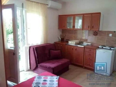 Prodaja, kuća, 300m², Sutomore, Bar - image 1