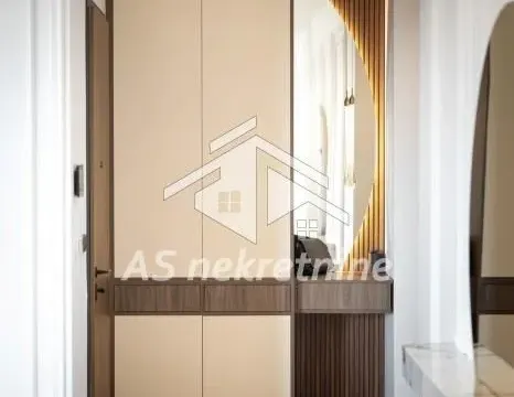 Izdavanje, stan, 232m², Banovo Brdo, Beograd - image 22