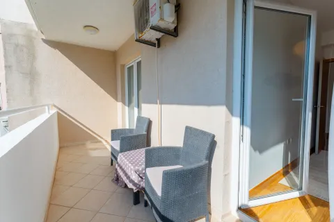 Prodaja, dvosoban stan, 68m², Pržno, Budva - image 23