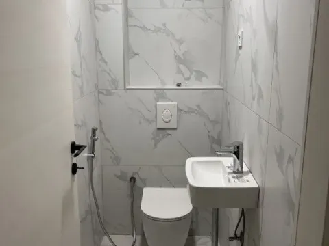 Izdavanje, dvosoban stan, 64m², Stari Aerodrom, Podgorica - image 7