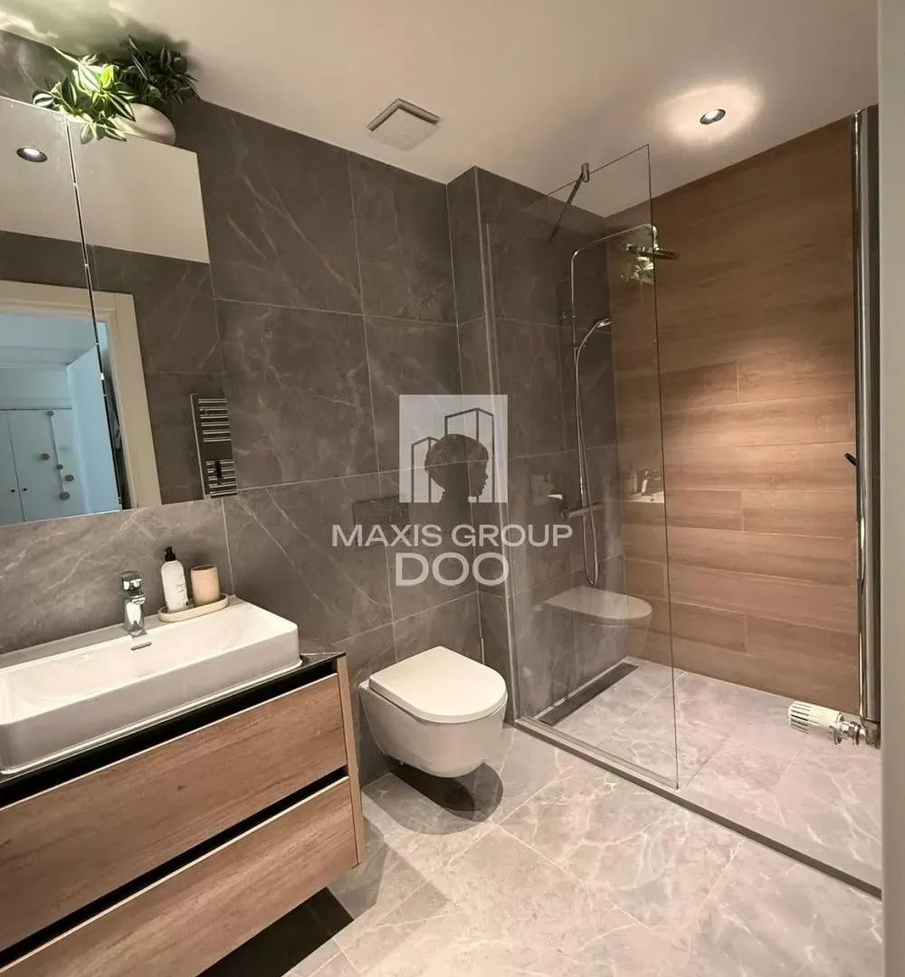 Sale, three bedroom apartment, 70m², Savski Venac, Beograd