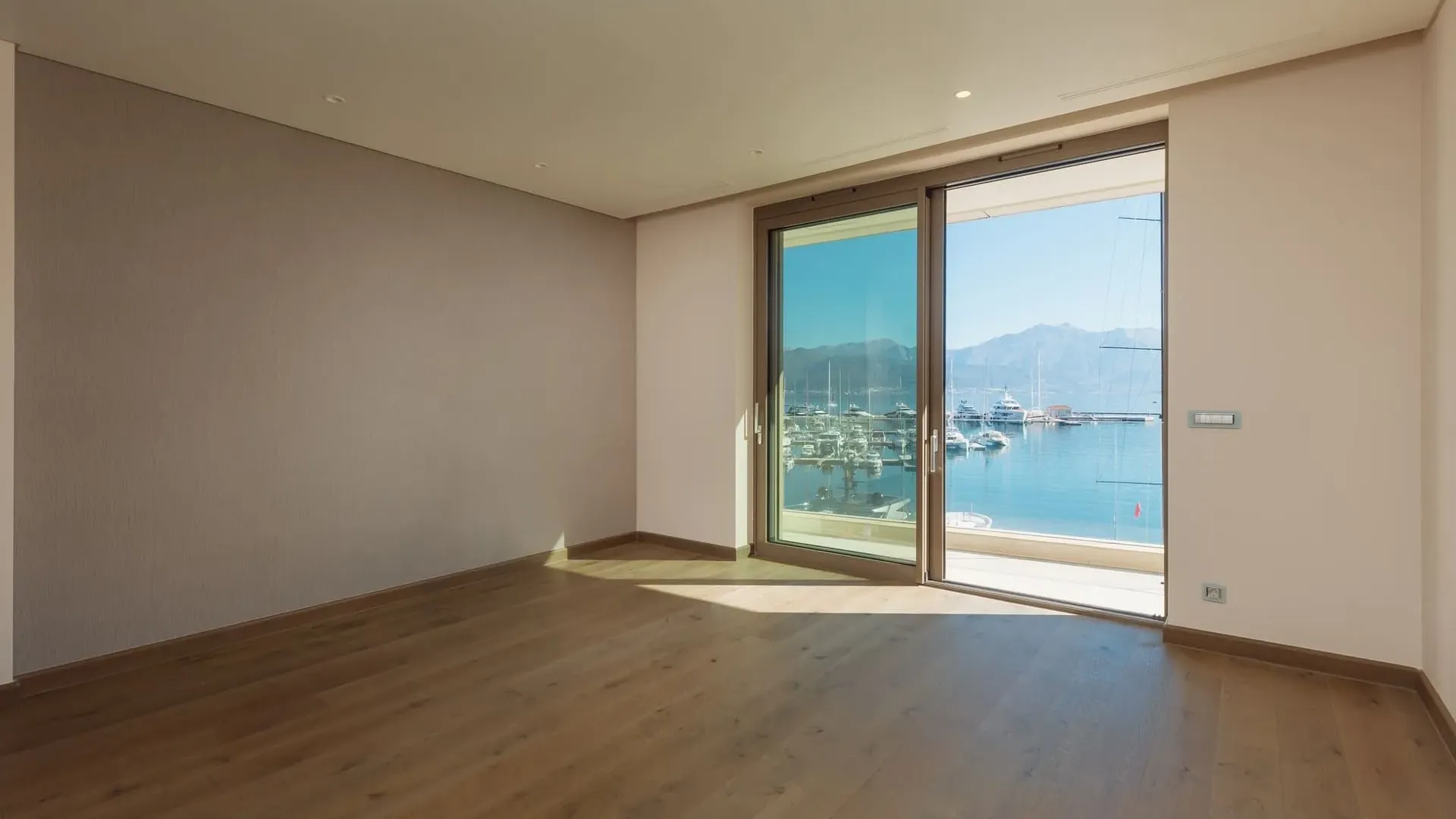 Prodaja, dvosoban stan, 166m², Portonovi, Herceg Novi