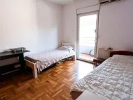 Prodaja, trosoban stan, 82m², Stari Aerodrom, Podgorica - image 9