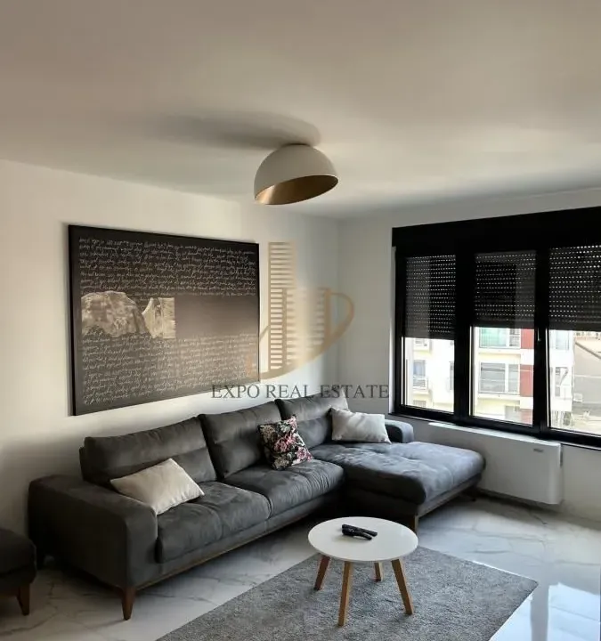 Prodaja, trosoban stan, 85m², Vračar Sve Podlokacije, Beograd