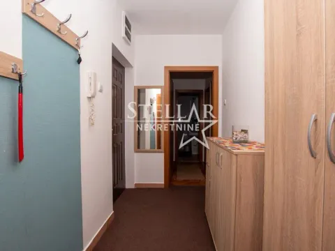 Izdavanje, dvosoban stan, 63m², Blok 9, Podgorica - image 4