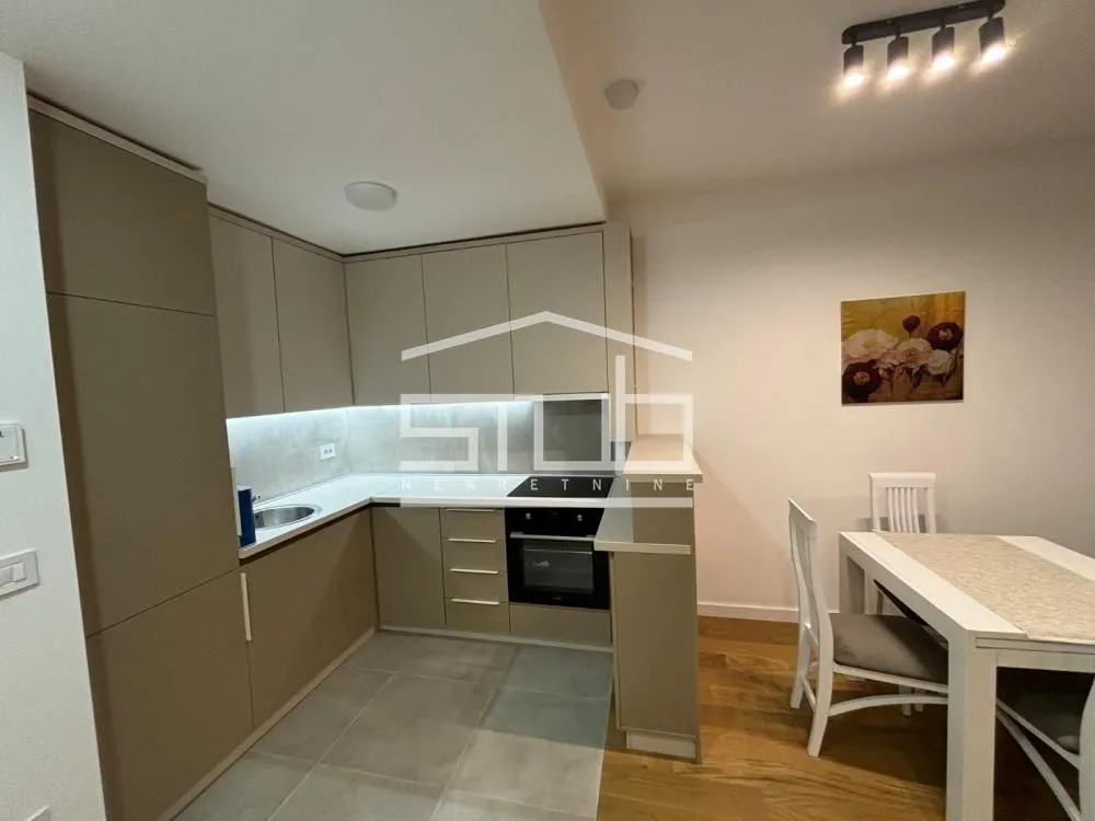 Rent, one bedroom apartment, 45m², Novi Beograd Sve Podlokacije, Beograd