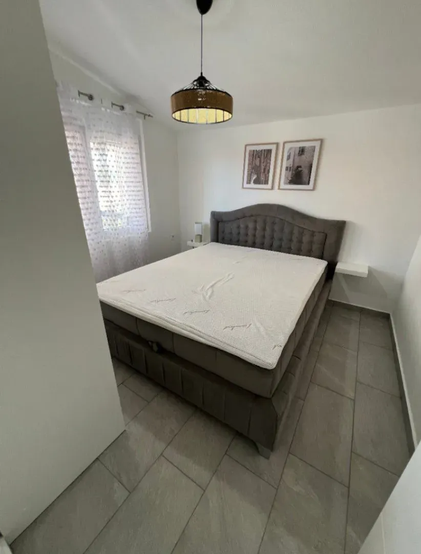 Izdavanje, stan, 70m², Dobre Vode, Bar