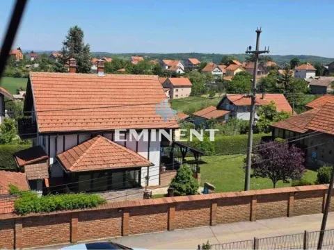 Sale, house, 265m², Voždovac Sve Podlokacije, Beograd - image 2