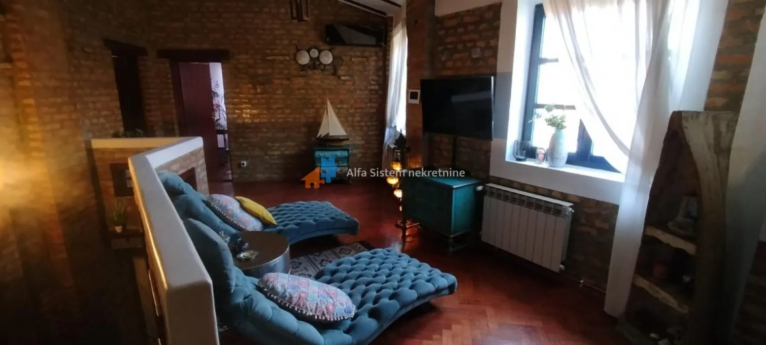 Rent, house, 360m², Banjica, Voždovac Sve Podlokacije