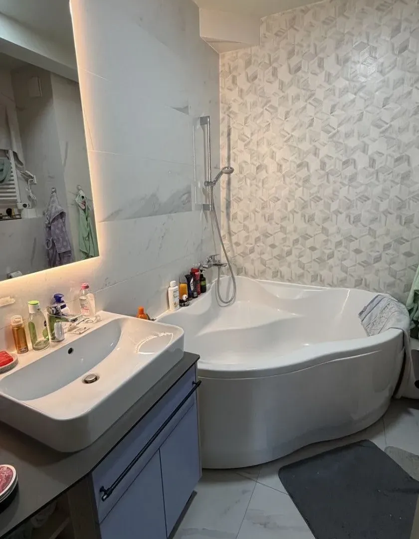 Sale, three bedroom apartment, 115m², Centar, Bar