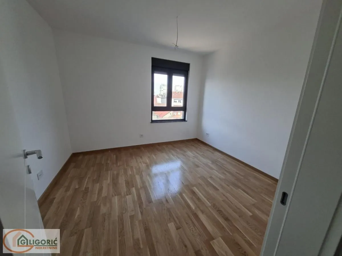 Prodaja, dvosoban stan, 59m², Pančevo, Srbija