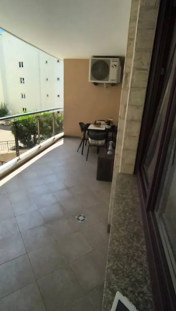 Sale, one bedroom apartment, 80m², Bečići, Budva