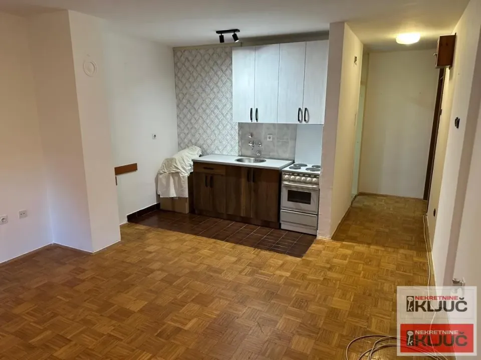 Sale, studio apartment, 27m², Novo naselje, Novi Sad