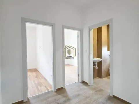 Rent, one bedroom apartment, 64m², Tološi, Podgorica - image 7