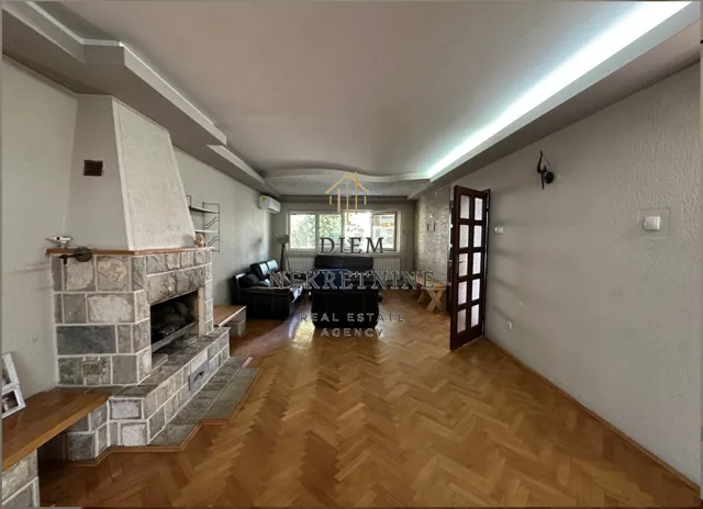 Izdavanje, kuća, 250m², Zabjelo, Podgorica