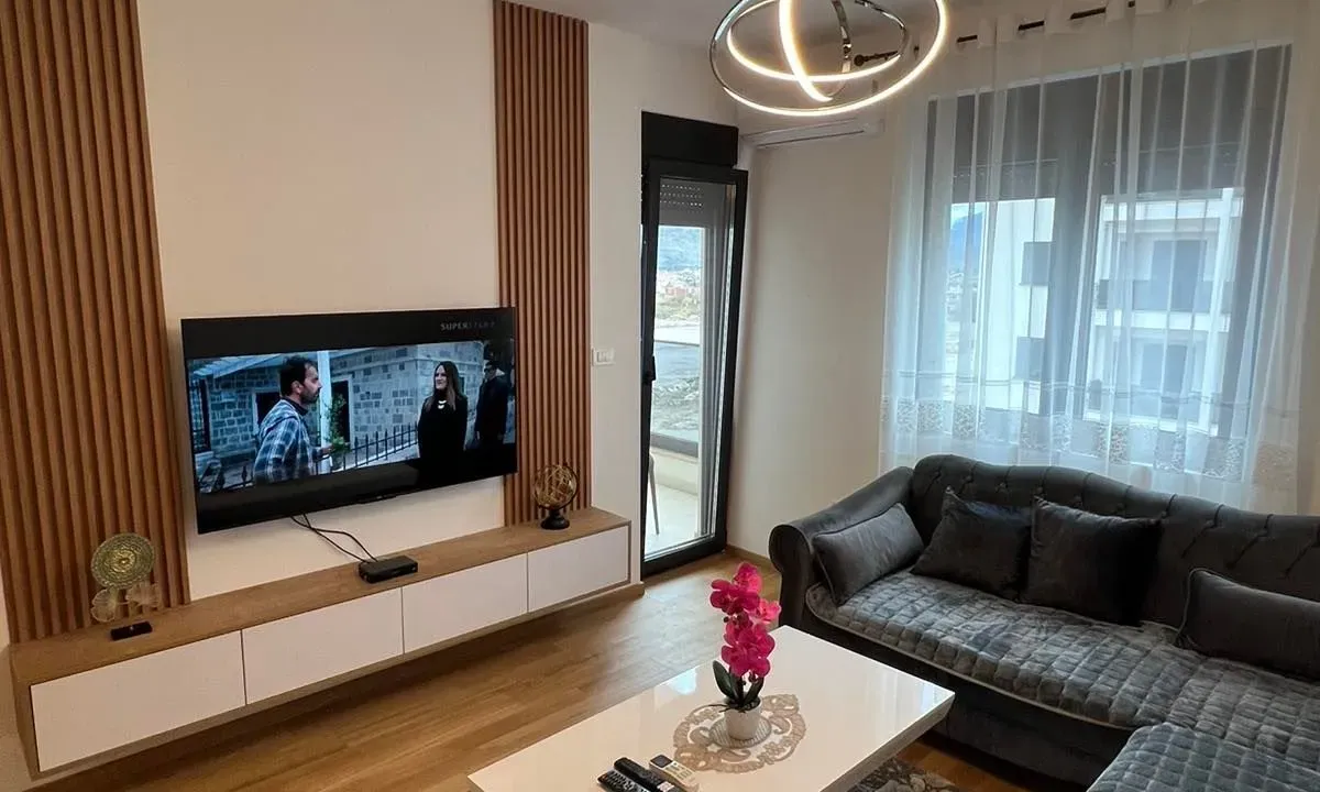 Izdavanje, jednosoban stan, 47m², New City, Podgorica