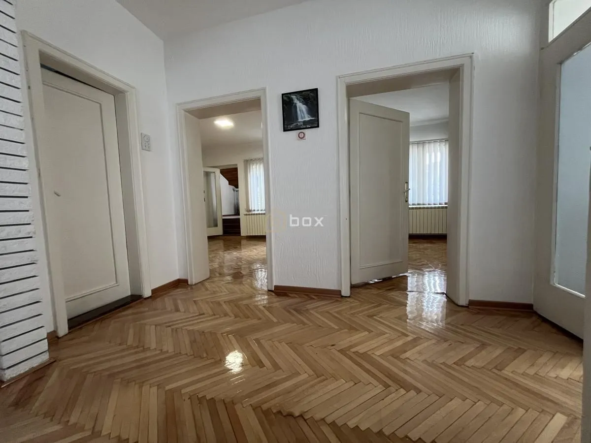 Rent, three bedroom apartment, 95m², Medijana, Niš