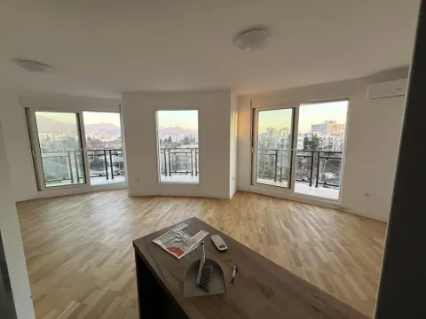Rent, three bedroom apartment, 105m², Zabjelo, Podgorica - image 20