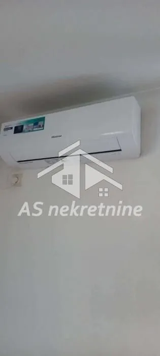 Izdavanje, dvosoban stan, 55m², Čubura, Beograd