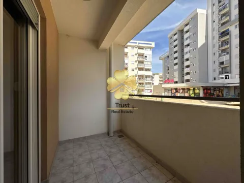 Izdavanje, jednosoban stan, 50m², Zagorič, Podgorica - image 5