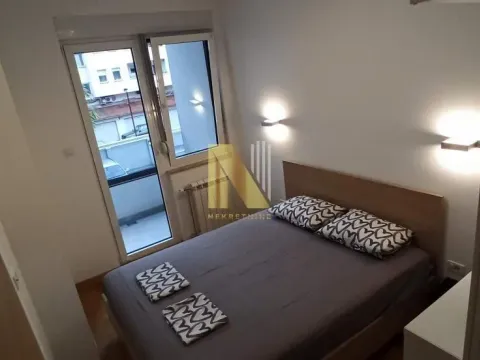 Izdavanje, dvosoban stan, 37m², Centar, Novi Sad - image 10