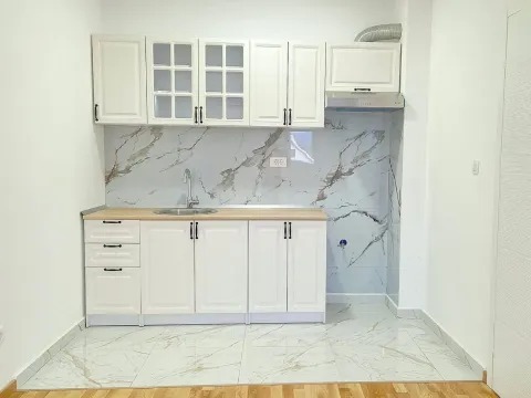 Izdavanje, jednosoban stan, 47m², Zagorič, Podgorica - image 3