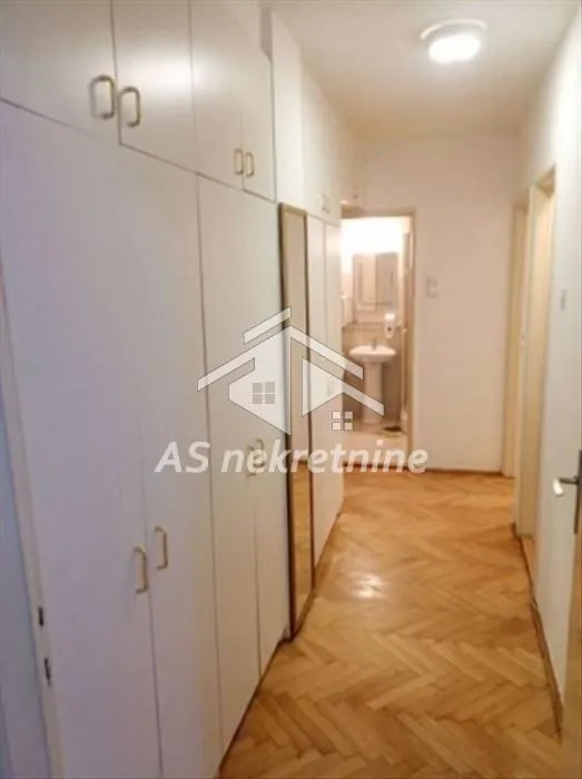 Rent, office space, 80m², Palilula Sve Podlokacije, Beograd