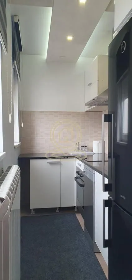 Rent, two bedroom apartment, 43m², Crveni Krst, Beograd