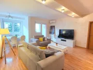 Prodaja, trosoban stan, 82m², Filmski Grad, Beograd - image 1