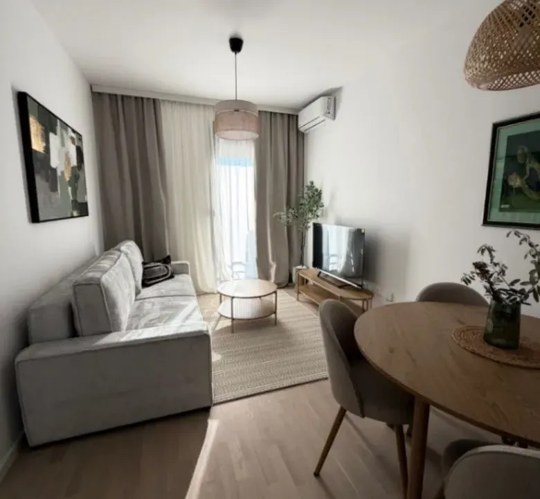 Izdavanje, jednosoban stan, 40m², Tološi, Podgorica