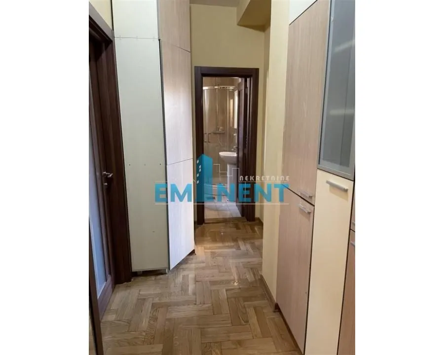 Rent, apartment, 64m², Južni Bulevar, Vračar Sve Podlokacije