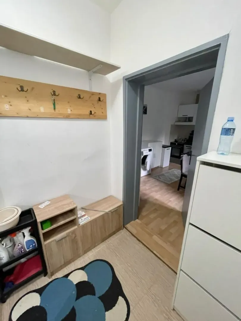 Rent, house, 80m², Jajinci, Voždovac Sve Podlokacije