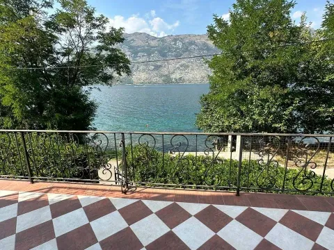 Prodaja, kuća, 272m², Stoliv, Kotor - image 16