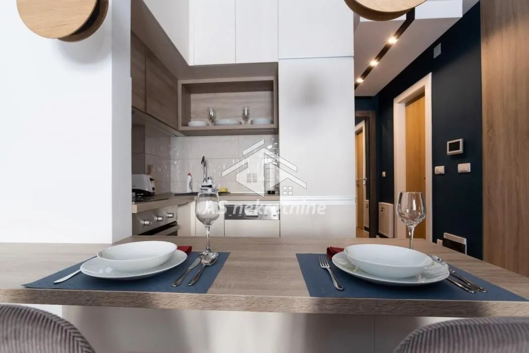 Rent, one bedroom apartment, 37m², Čubura, Beograd