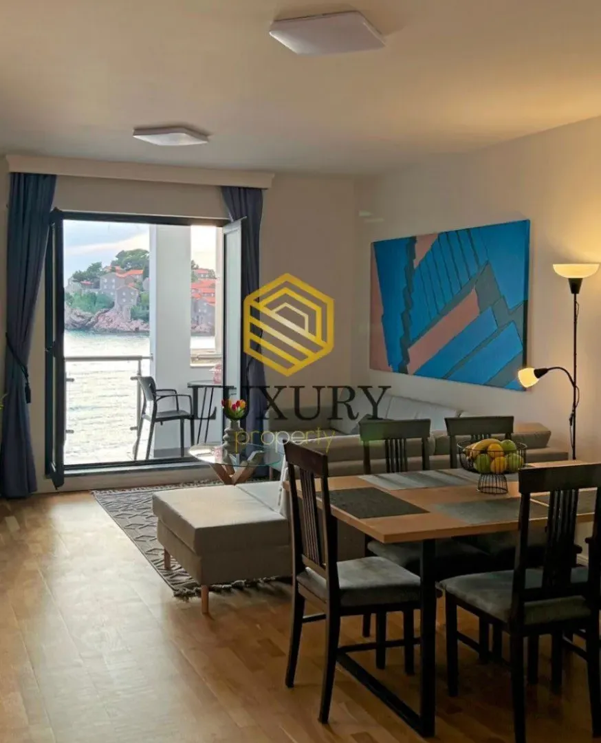 Izdavanje, stan, 50m², Sveti Stefan, Budva
