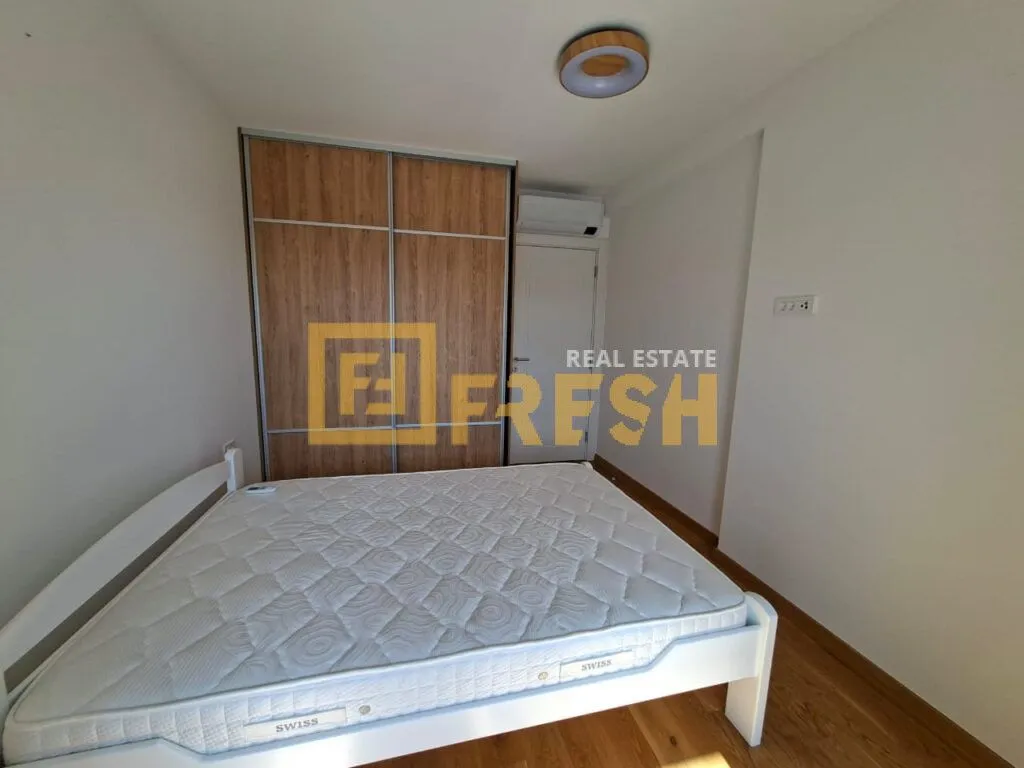 Prodaja, jednosoban stan, 56m², Tološi, Podgorica