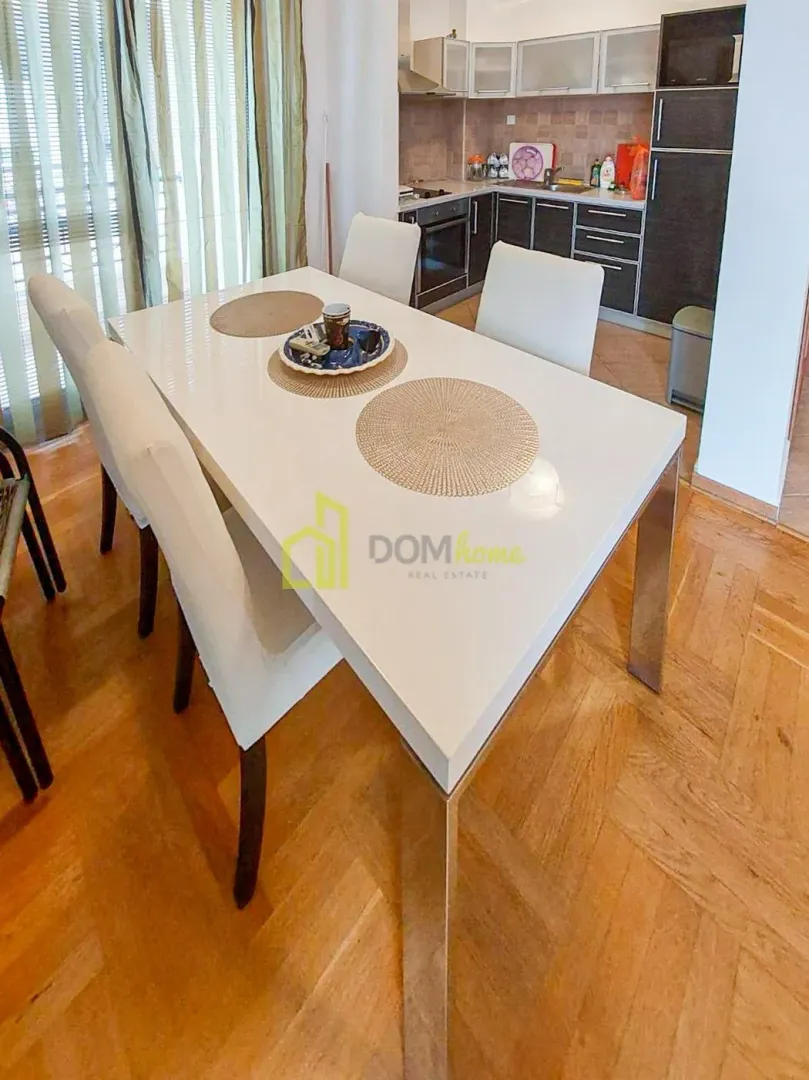 Rent, two bedroom apartment, 72m², Kotor, Crna Gora