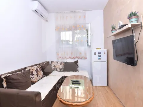 Izdavanje, garsonjera, 21m², Zabjelo, Podgorica - image 1